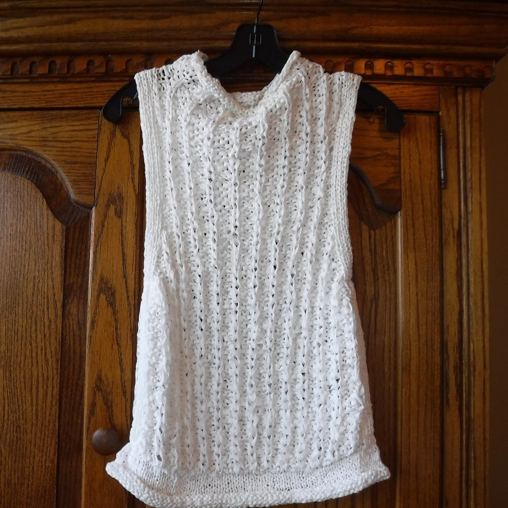 Moth sleeveless white weave top